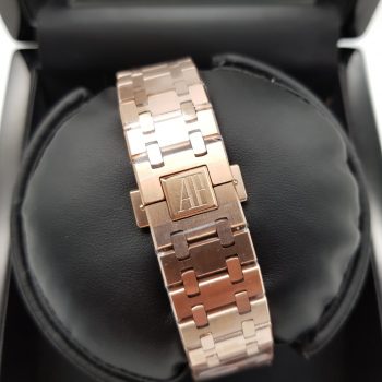 Audemars Piguet - Royal Oak Chronograph Quartz (0012)