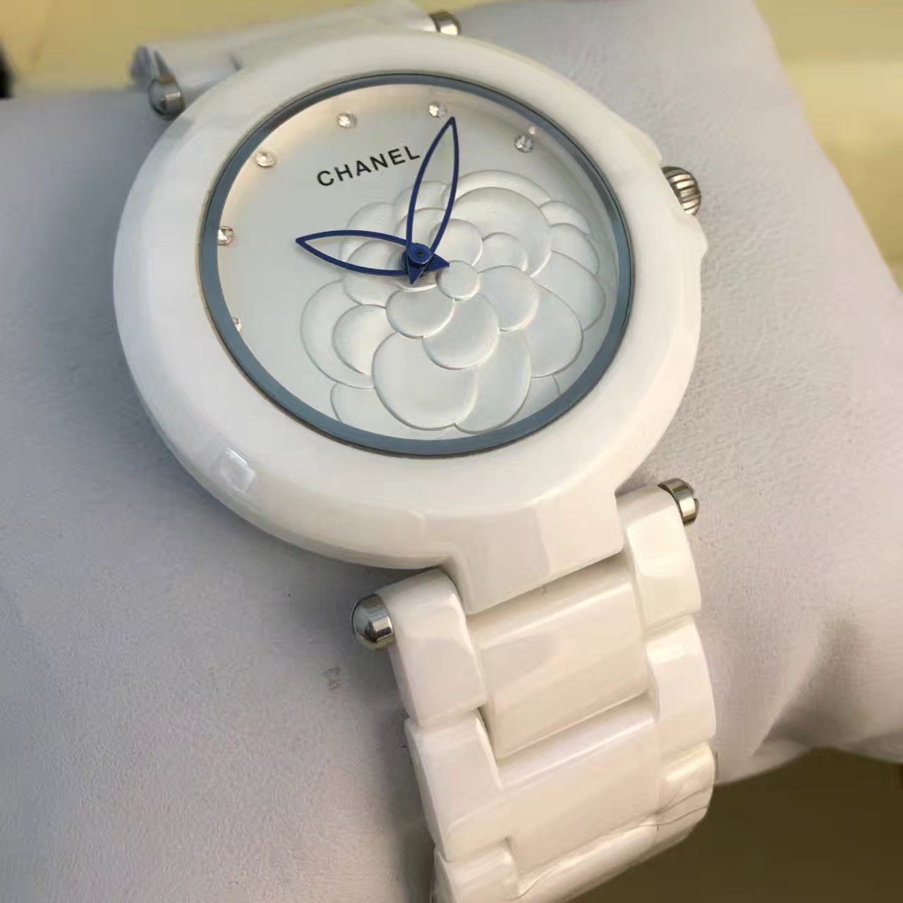 Chanel - Mademoiselle Prive - 10813