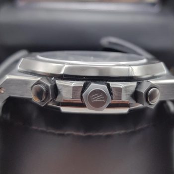 Audemars Piguet - Royal Oak Chronograph Quartz (0005)