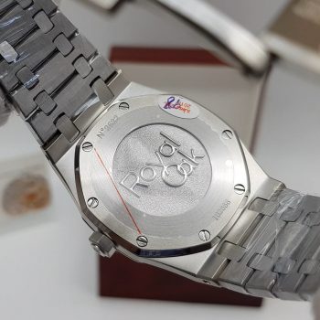 Audemars Piguet - Royal Oak Selfwinding Quartz (0166)