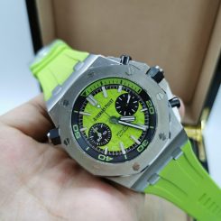 Audemars Piguet - Royal Oak Offshore Diver Chronograph Quartz (0103)