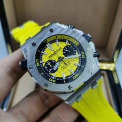 Audemars Piguet - Royal Oak Offshore Diver Chronograph Quartz (0104)