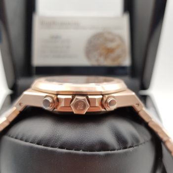 Audemars Piguet - Royal Oak Chronograph Quartz (0013)