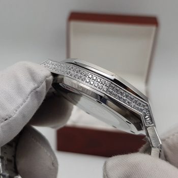 Audemars Piguet - Royal Oak Chronograph Quartz Diamonds (0203)