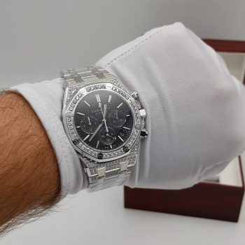 Audemars Piguet - Royal Oak Chronograph Quartz Diamonds (0203)