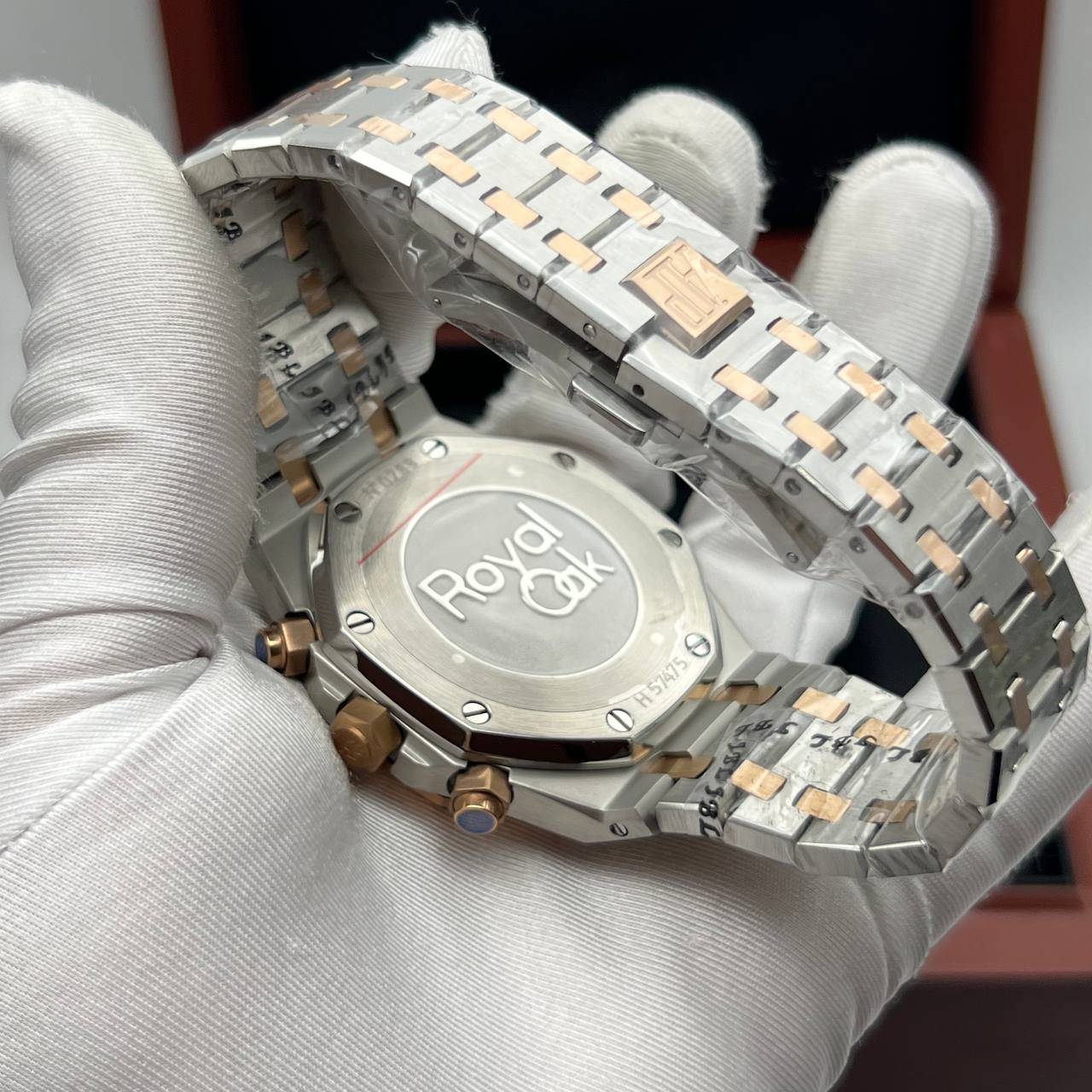 Audemars Piguet - Royal Oak Chronograph (0011.1)