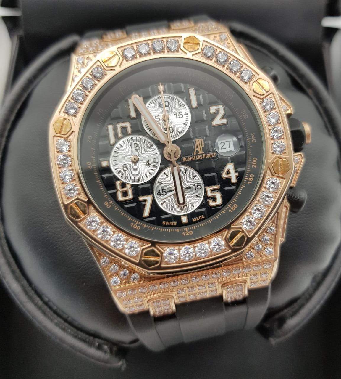 Audemars Piguet - Royal Oak Offshore Chronograph Diamonds (0210)