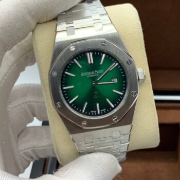 Audemars Piguet - Royal Oak Selfwinding Quartz (0166.2)
