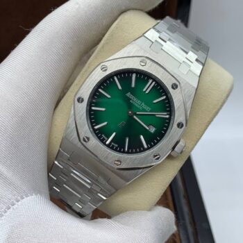 Audemars Piguet - Royal Oak Selfwinding Quartz (0166.2)