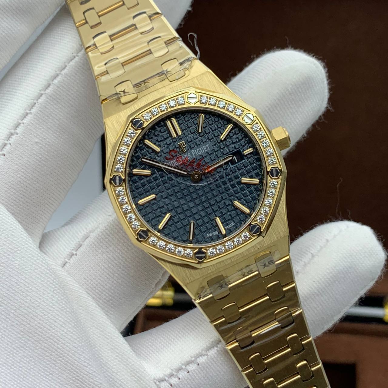 Audemars Piguet — Royal Oak Selfwinding Ladies Diamonds 34 (0175.4)