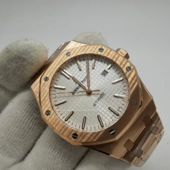 Audemars Piguet - Royal Oak Selfwinding (0136.1)