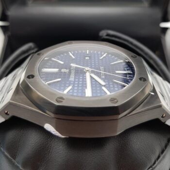 Audemars Piguet - Royal Oak Selfwinding (0143)