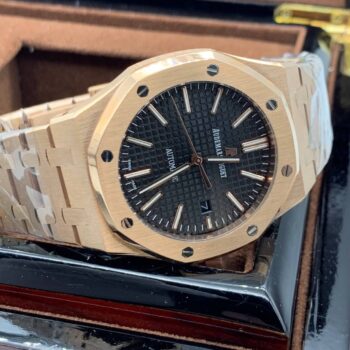 Audemars Piguet - Royal Oak Selfwinding (0135)