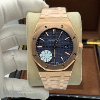Audemars Piguet - Royal Oak Selfwinding (0136)