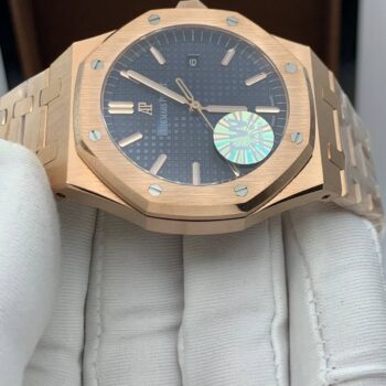 Audemars Piguet - Royal Oak Selfwinding (0136)