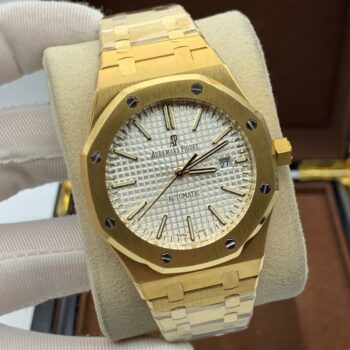 Audemars Piguet - Royal Oak Selfwinding (0132)
