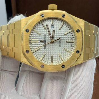 Audemars Piguet - Royal Oak Selfwinding (0132)