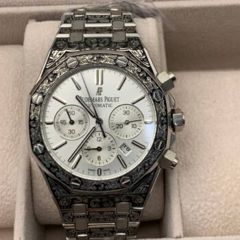 Audemars Piguet - Royal Oak Chronograph Engraving (0044.1)