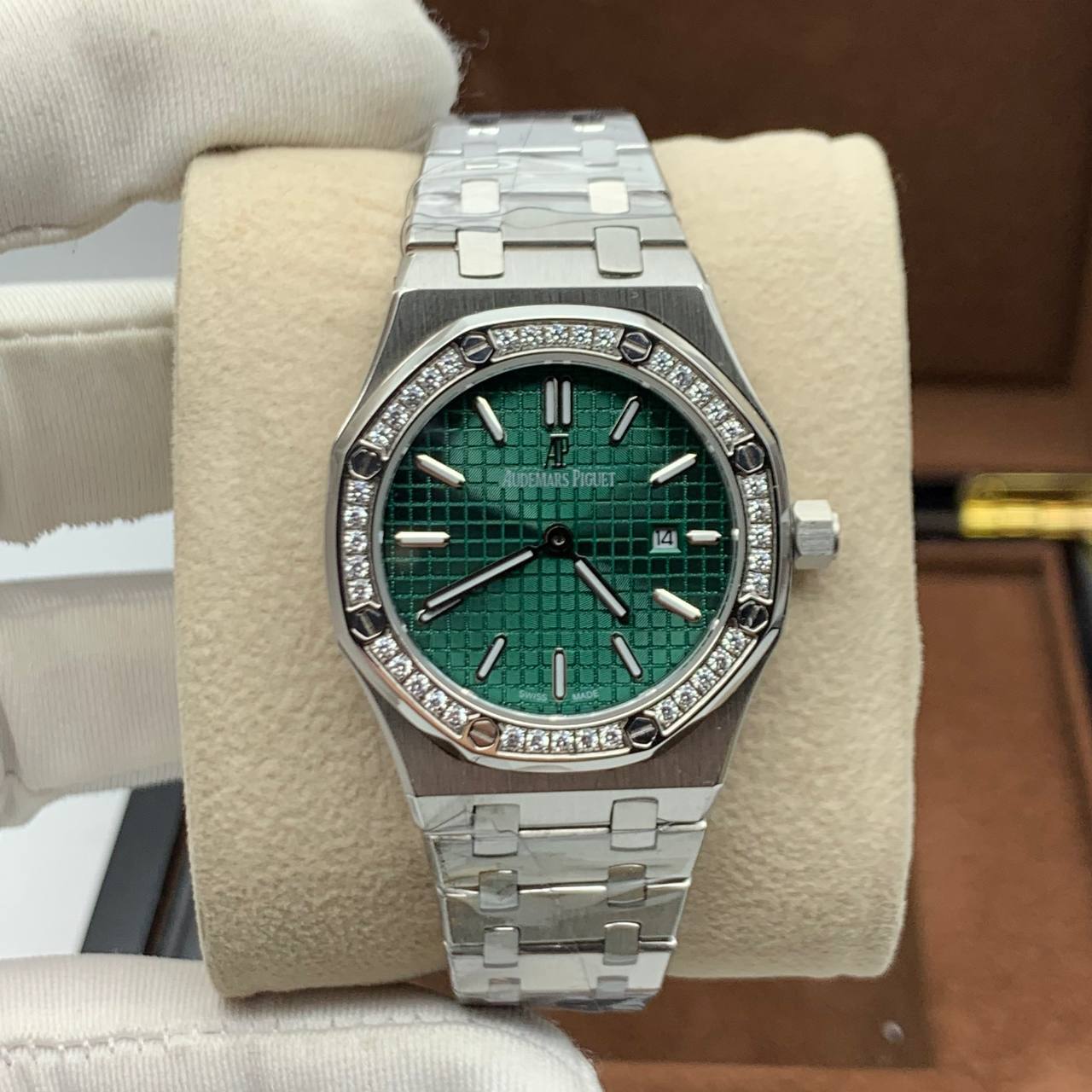 Audemars Piguet — Royal Oak Selfwinding Ladies Diamonds 34 (0174.2)
