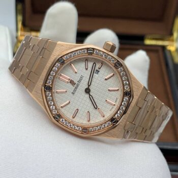 Audemars Piguet — Royal Oak Selfwinding Ladies Diamonds 34 (0175.1)