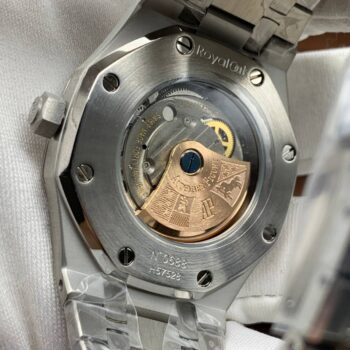 Audemars Piguet - Royal Oak Selfwinding (0139)
