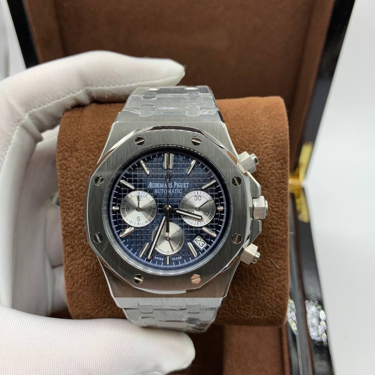 Audemars Piguet - Royal Oak Chronograph Quartz (0009.1)