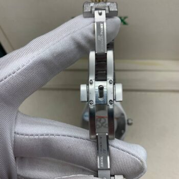 Audemars Piguet - Royal Oak Selfwinding Frosted Ladies (0182)