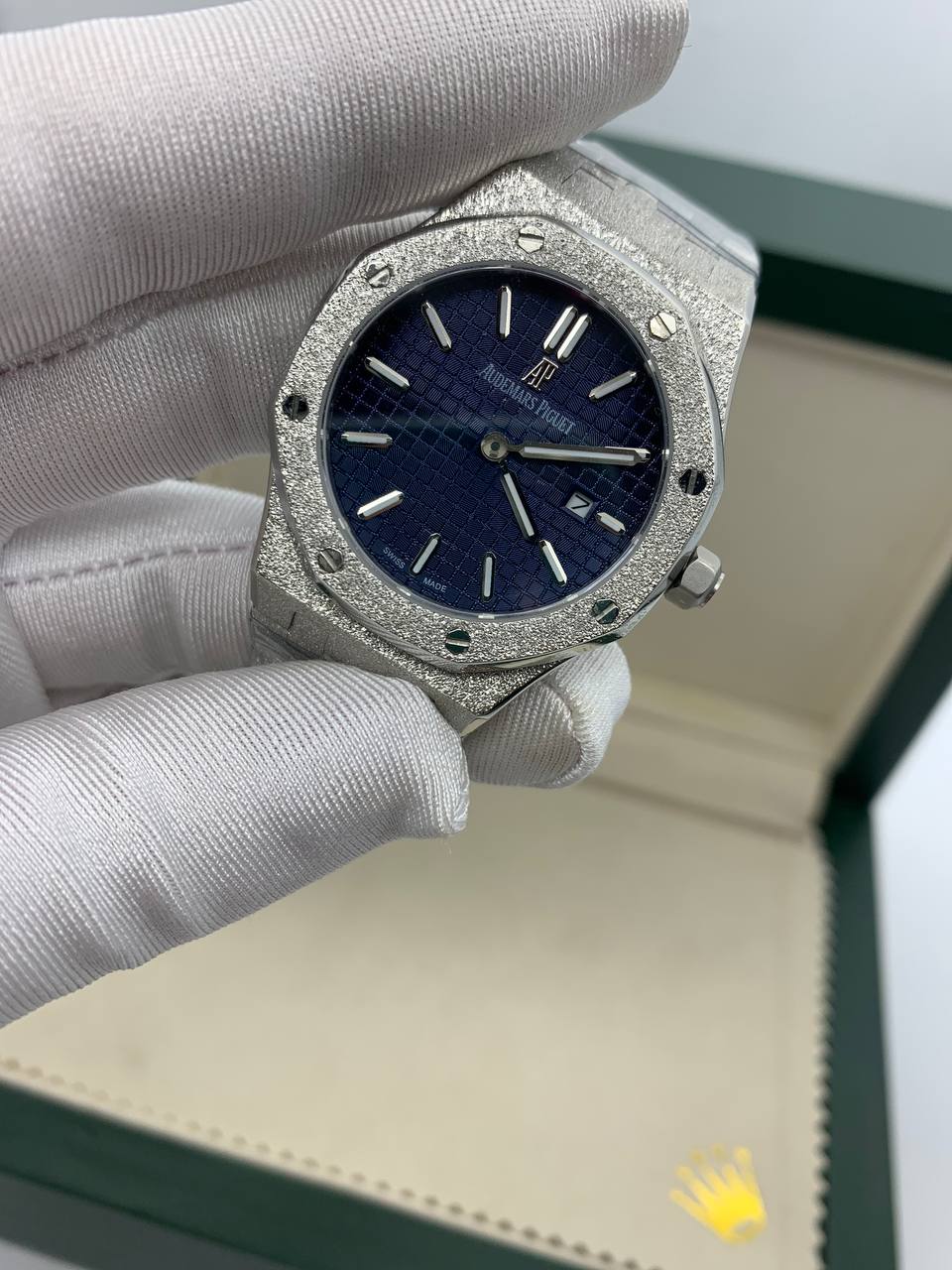 Audemars Piguet - Royal Oak Selfwinding Frosted Ladies (0181.1)