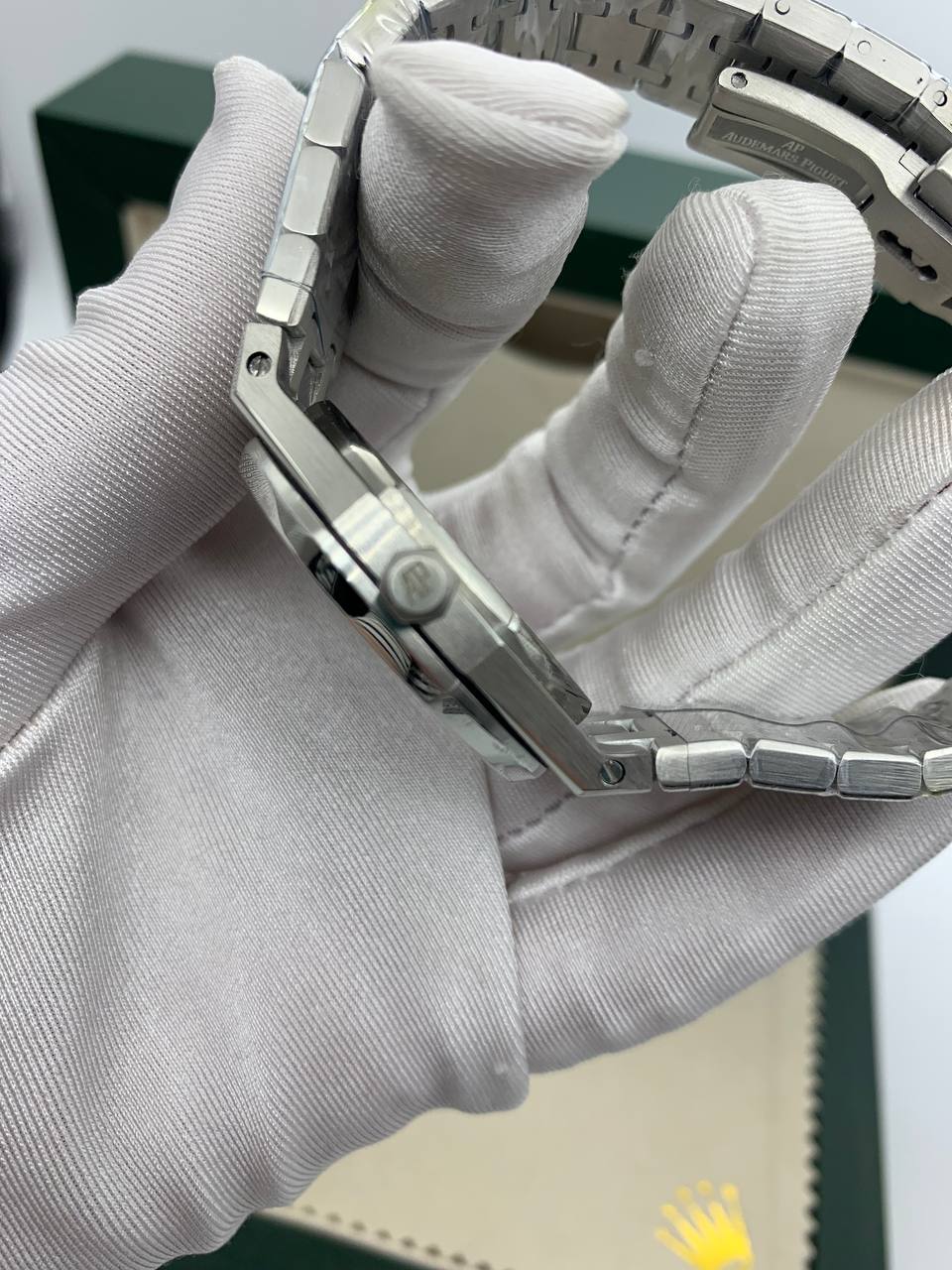 Audemars Piguet - Royal Oak Selfwinding Frosted Ladies (0181.1)