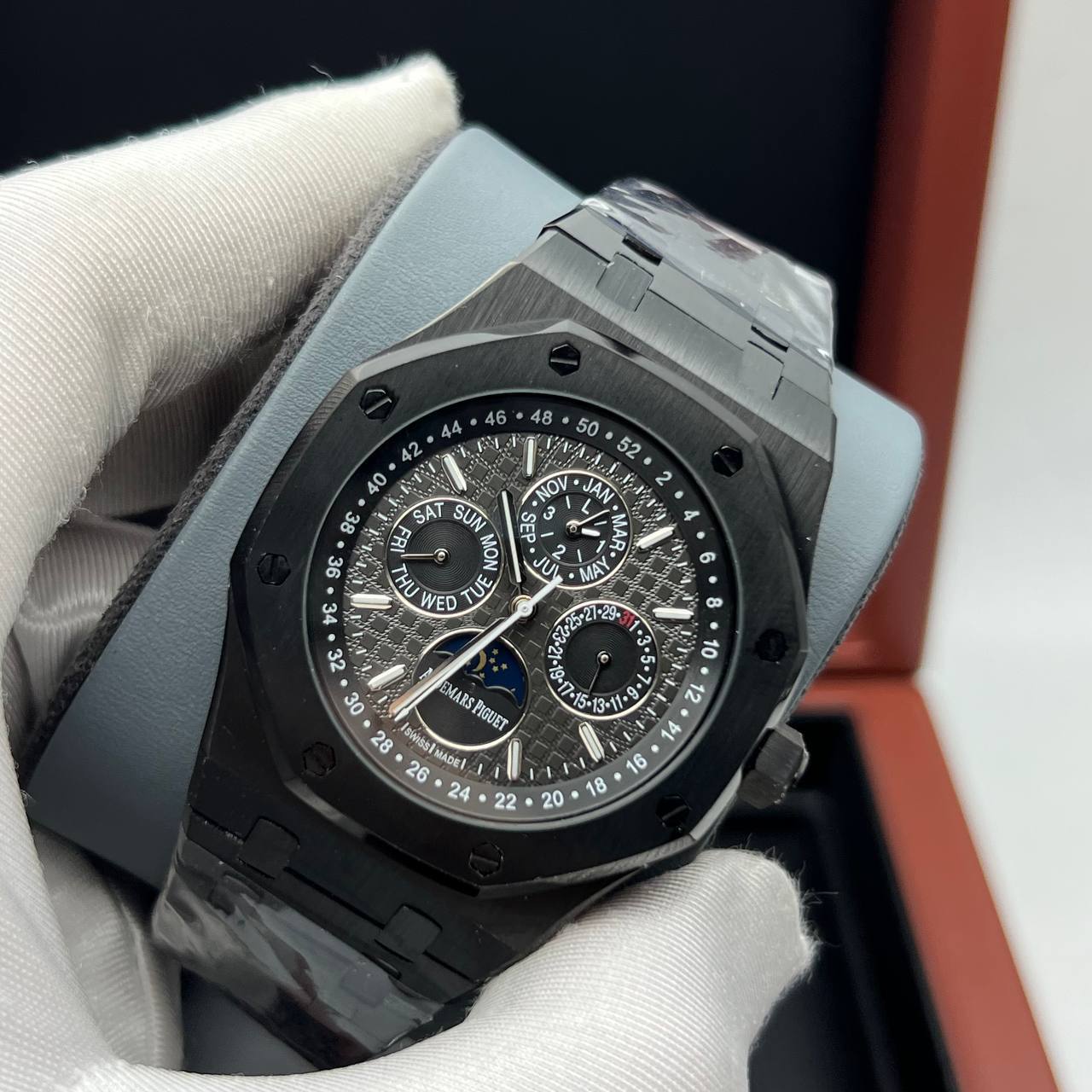 Audemars Piguet — Royal Oak Perpetual Calendar (0206.1)