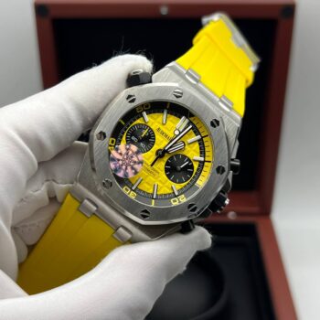 Audemars Piguet - Royal Oak Offshore Diver Chronograph Quartz (0093.4)