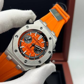 Audemars Piguet - Royal Oak Offshore Diver Chronograph Quartz (0093.3)
