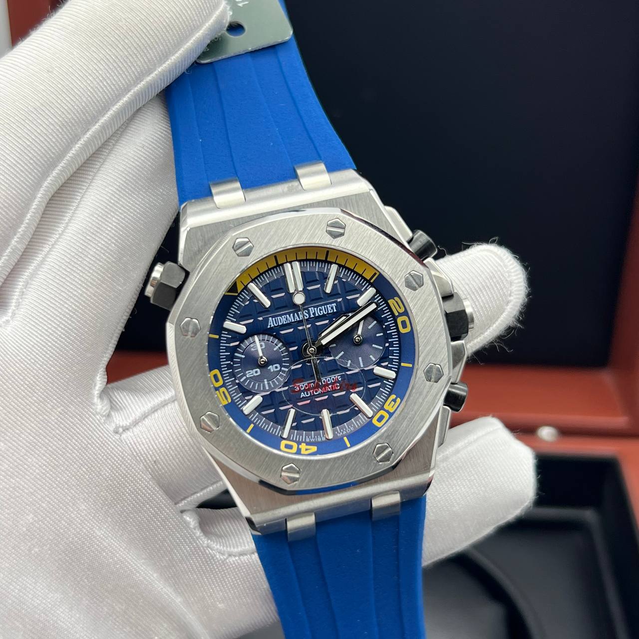 Audemars Piguet - Royal Oak Offshore Diver Chronograph Quartz (0093.2)