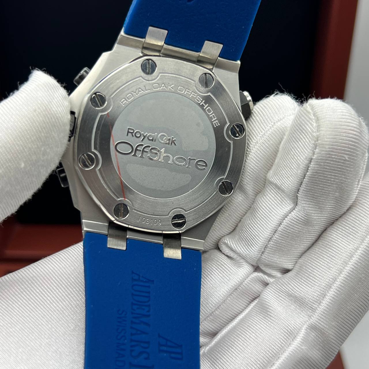 Audemars Piguet - Royal Oak Offshore Diver Chronograph Quartz (0093.2)