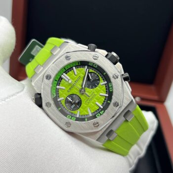 Audemars Piguet - Royal Oak Offshore Diver Chronograph Quartz (0093.5)