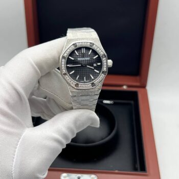 Audemars Piguet — Royal Oak Selfwinding Ladies Diamonds 34 (0174)
