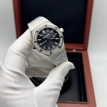 Audemars Piguet — Royal Oak Selfwinding Ladies Diamonds 34 (0174)