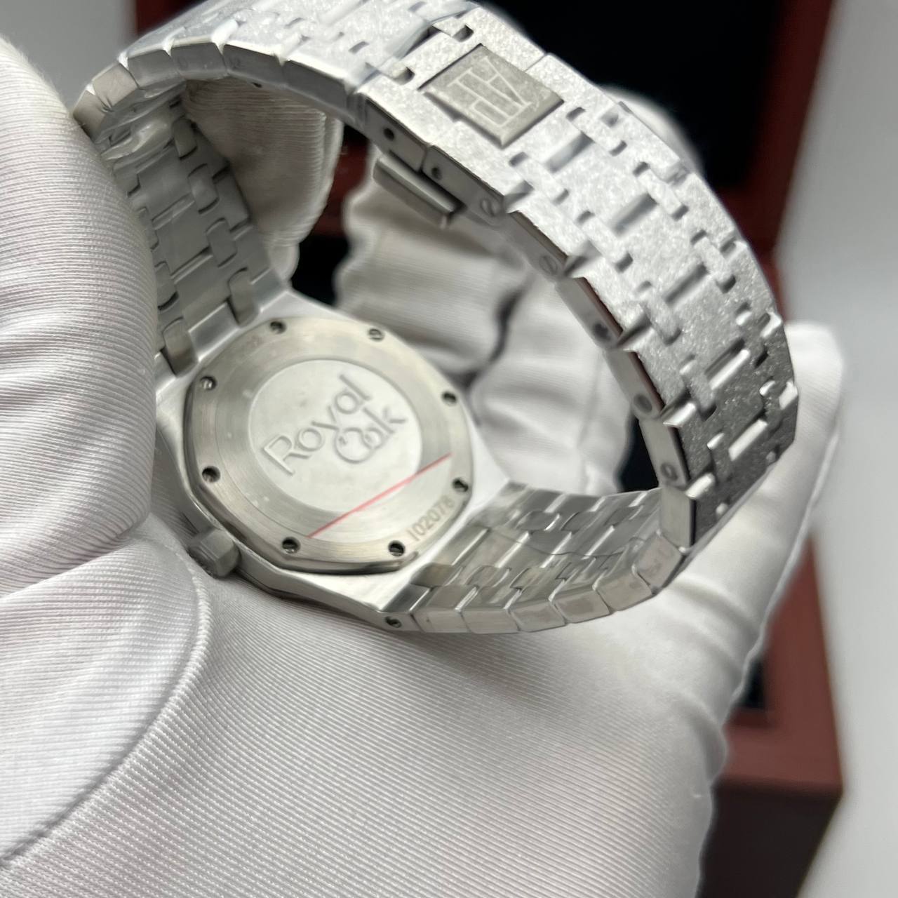 Audemars Piguet — Royal Oak Selfwinding Ladies Diamonds 34 (0174)