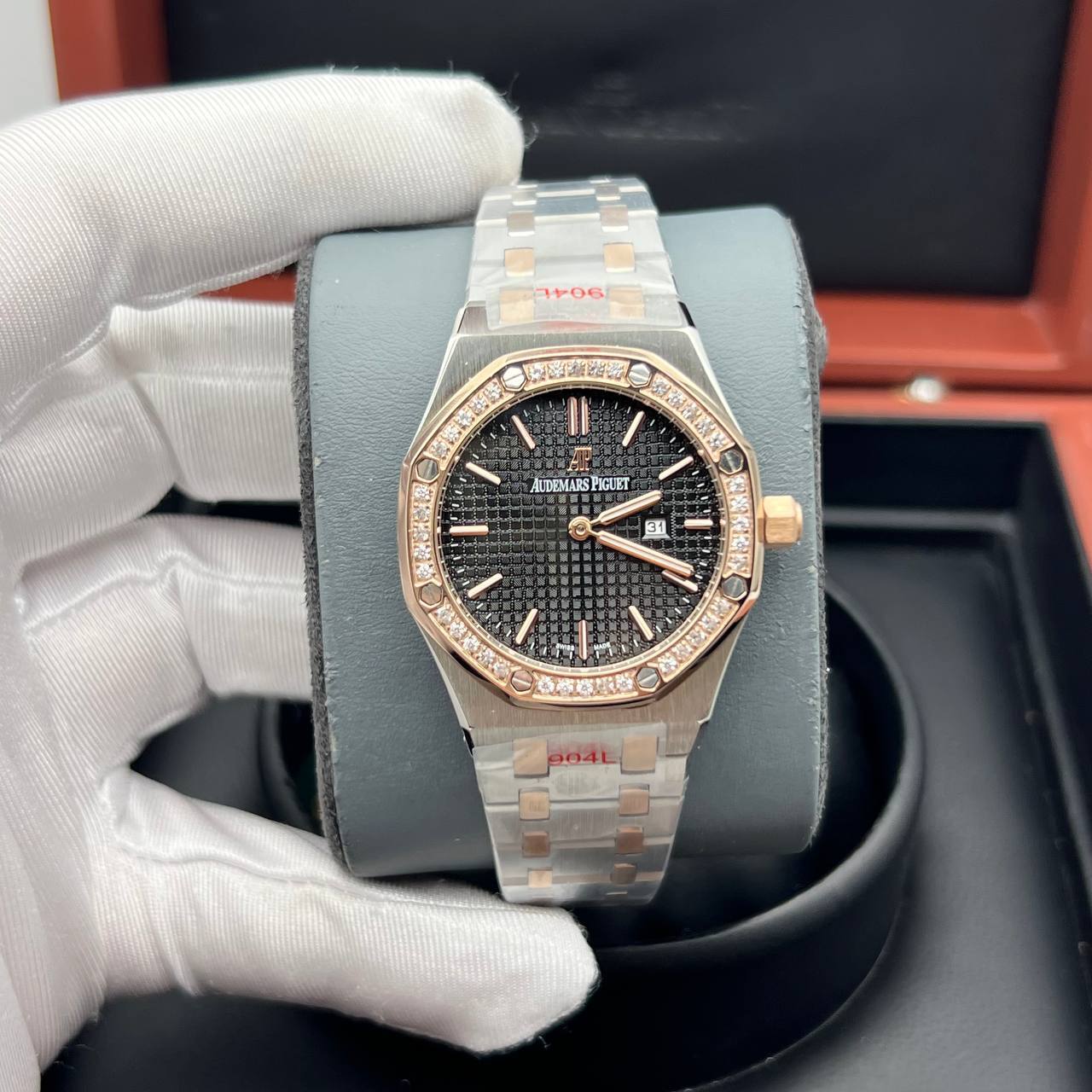 Audemars Piguet — Royal Oak Selfwinding Ladies Diamonds 34 (0176.4)