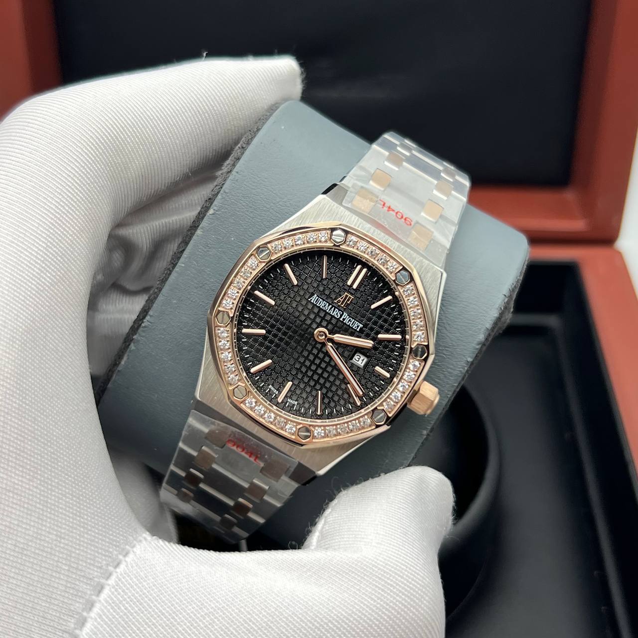 Audemars Piguet — Royal Oak Selfwinding Ladies Diamonds 34 (0176.4)