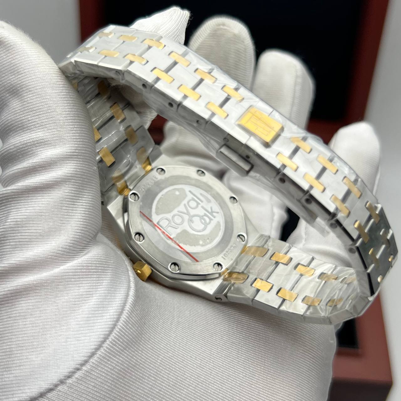 Audemars Piguet — Royal Oak Selfwinding Ladies Diamonds 34 (0176)