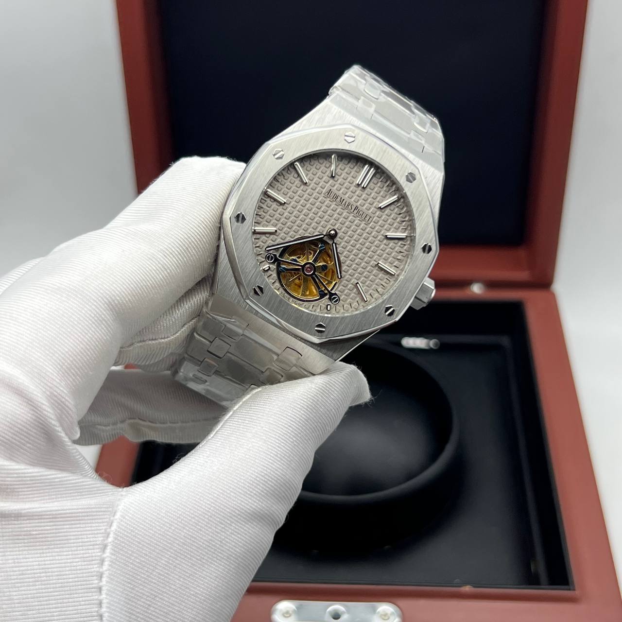 Audemars Piguet - Royal Oak Tourbillon Extra-Thin (0188.3)