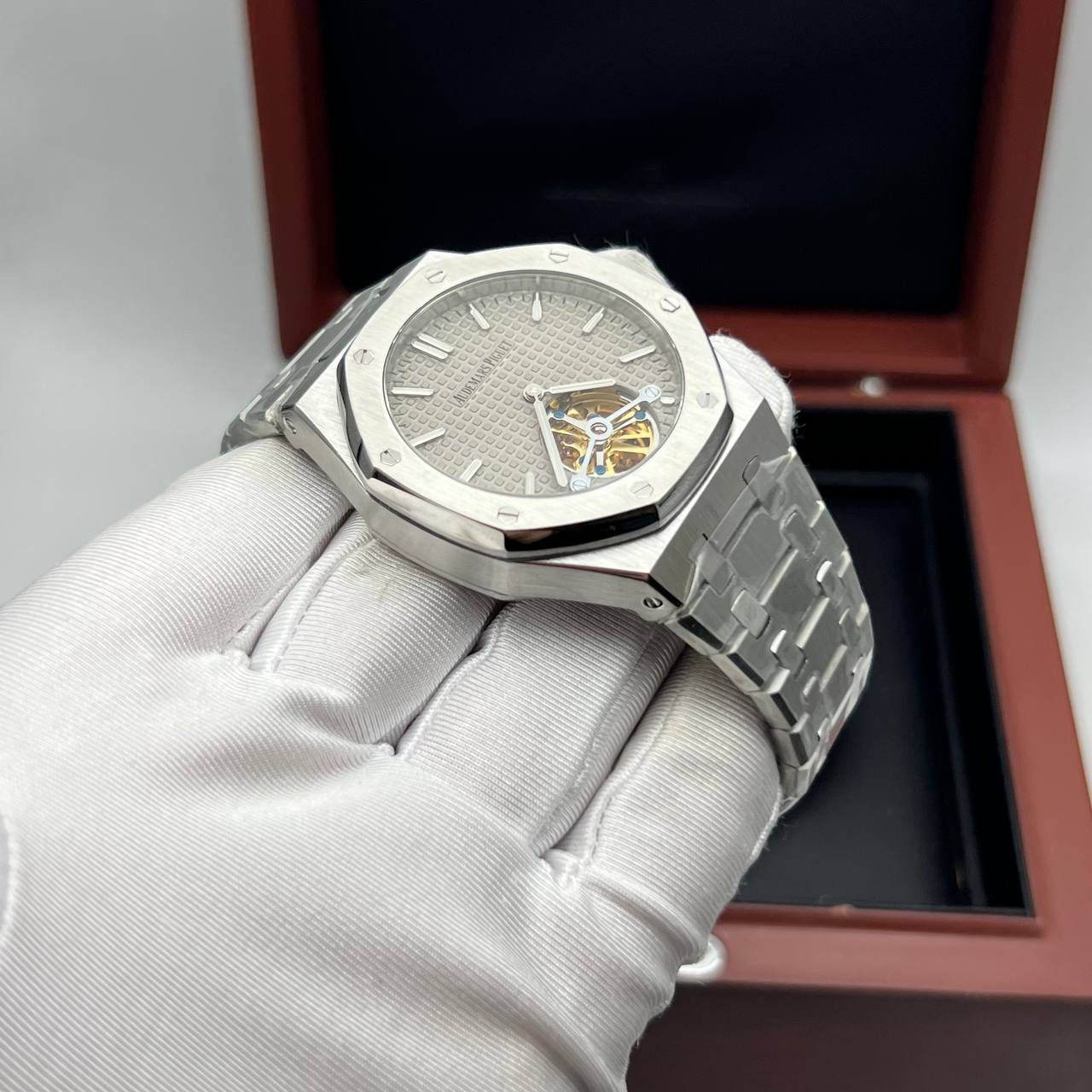 Audemars Piguet - Royal Oak Tourbillon Extra-Thin (0188.3)