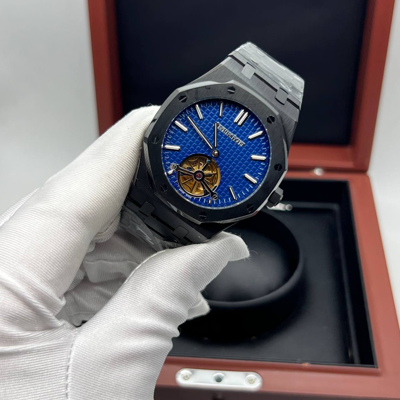 Audemars Piguet - Royal Oak Tourbillon Extra-Thin (0190.1)