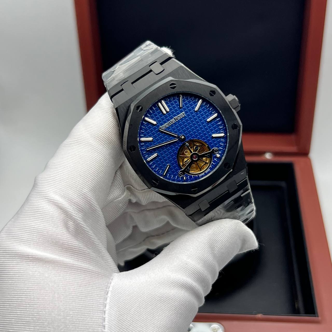 Audemars Piguet - Royal Oak Tourbillon Extra-Thin (0190.1)