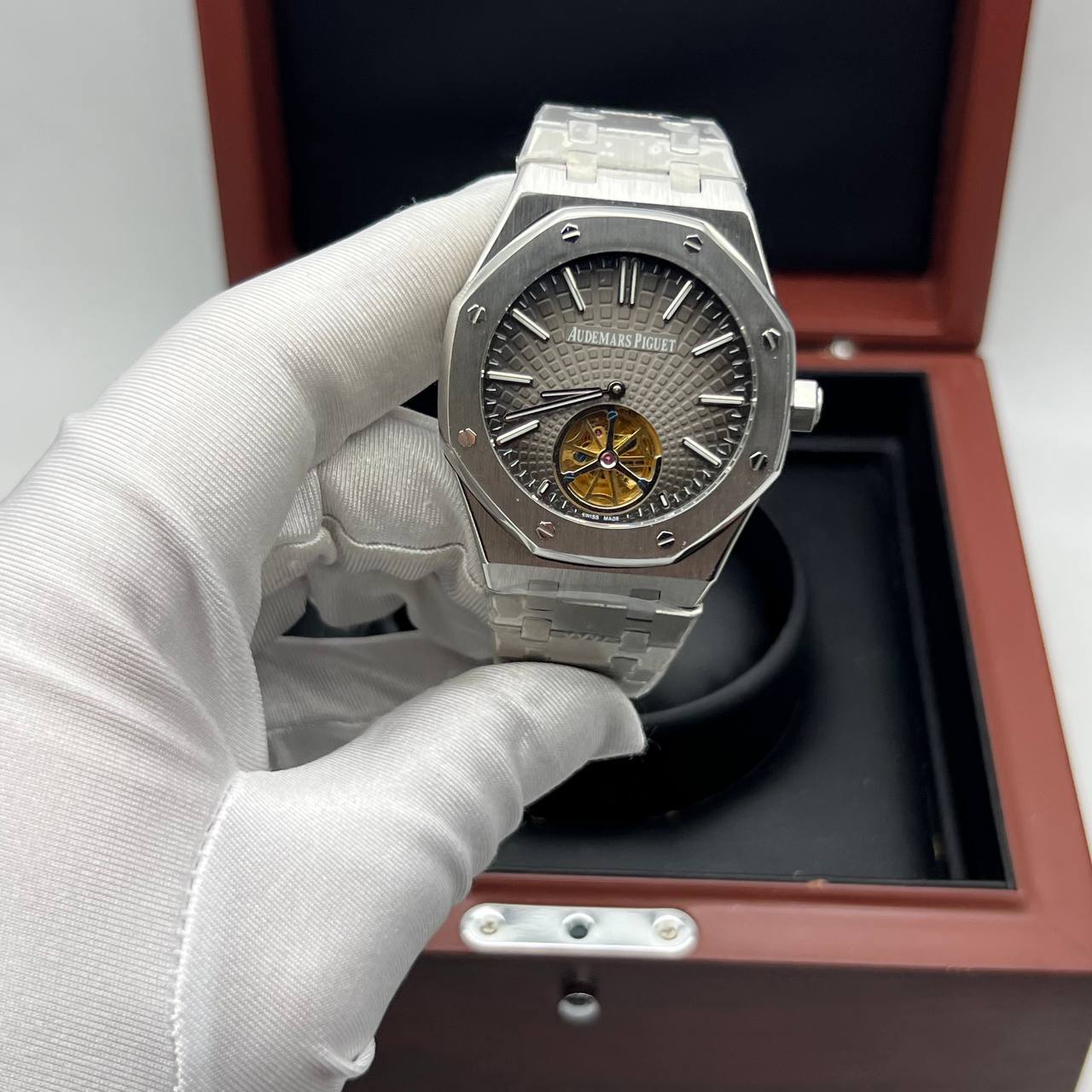 Audemars Piguet - Royal Oak Tourbillon Extra-Thin (0188.2)