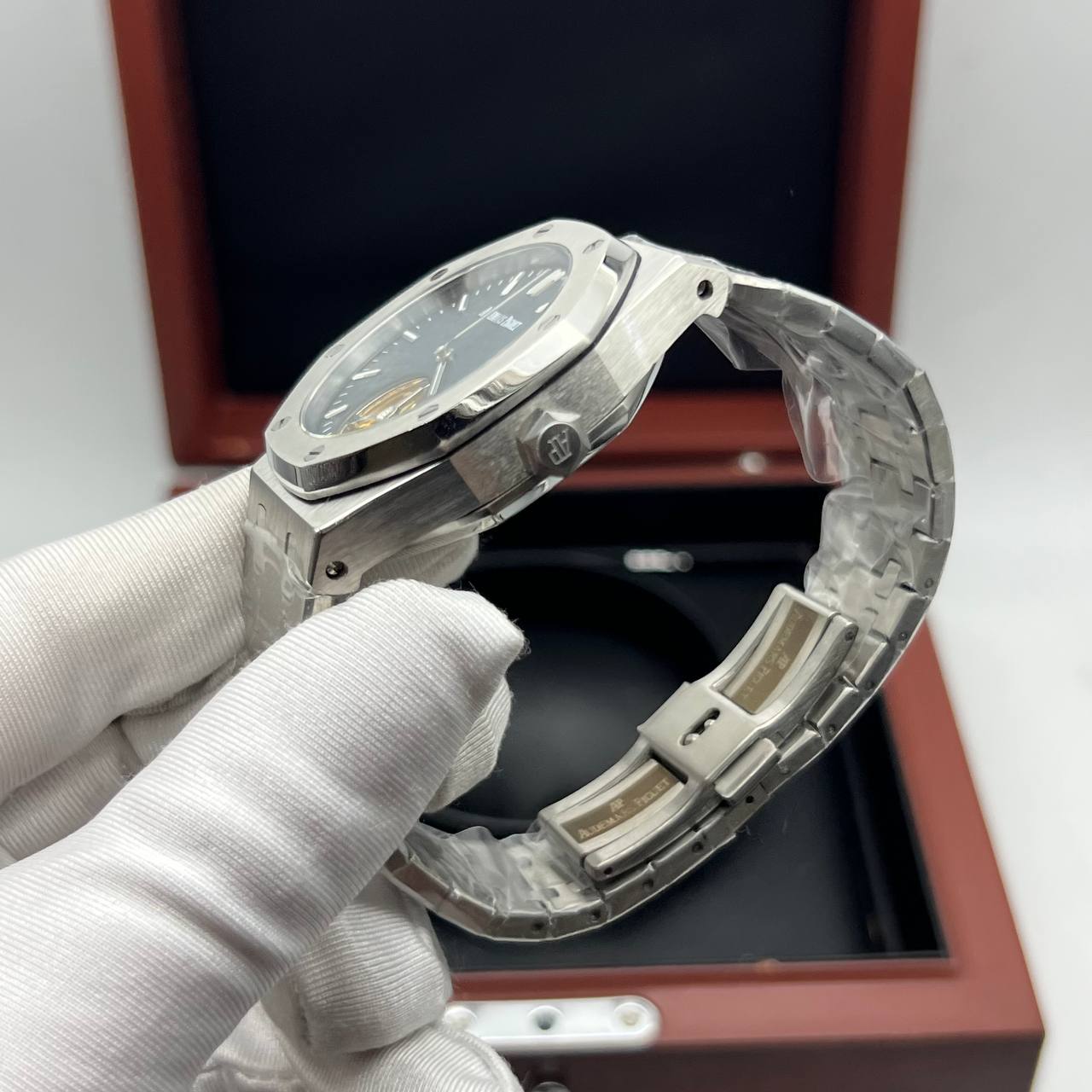 Audemars Piguet - Royal Oak Tourbillon Extra-Thin (0188.4)