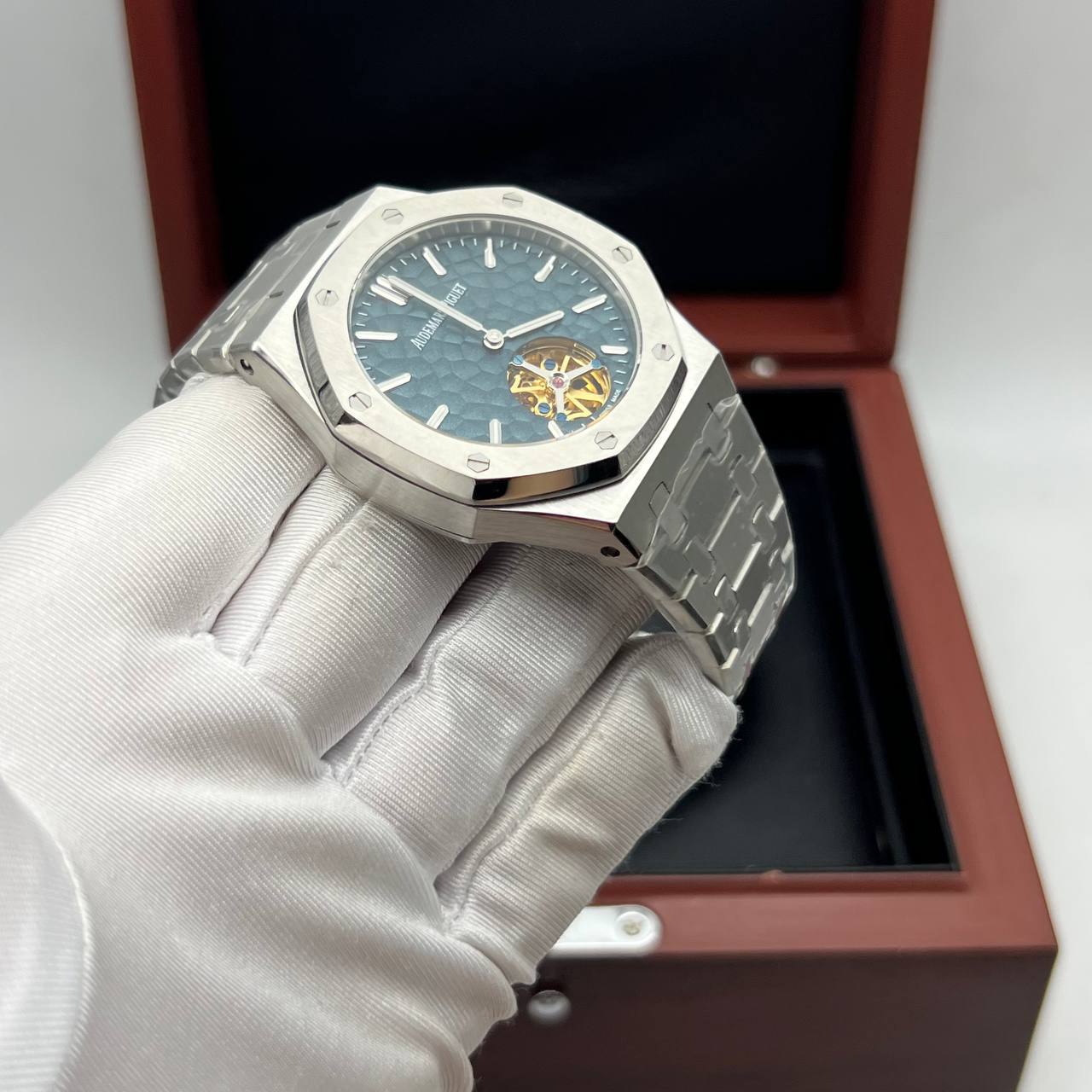 Audemars Piguet - Royal Oak Tourbillon Extra-Thin (0188.4)