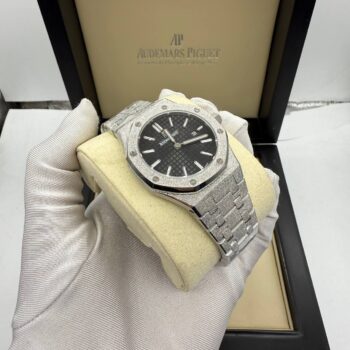 Audemars Piguet — Royal Oak Selfwinding Frosted Ladies 33 (0181)