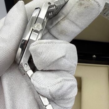 Audemars Piguet — Royal Oak Selfwinding Frosted Ladies 33 (0181)